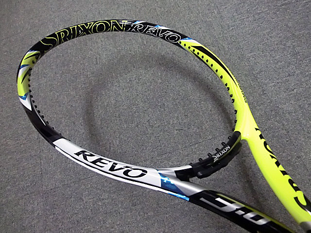 ラケットのこだわり: I LOVE TENNIS